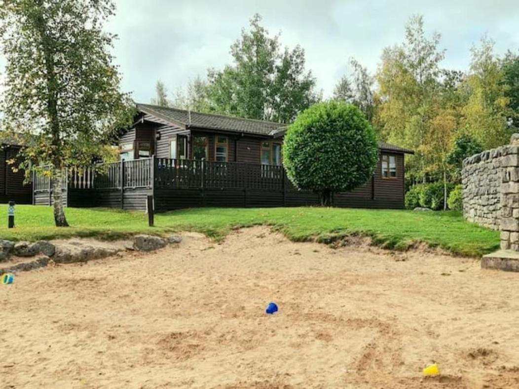 4 Bed Luxury Lodge With Hot Tub Near Lake District Warton  Buitenkant foto